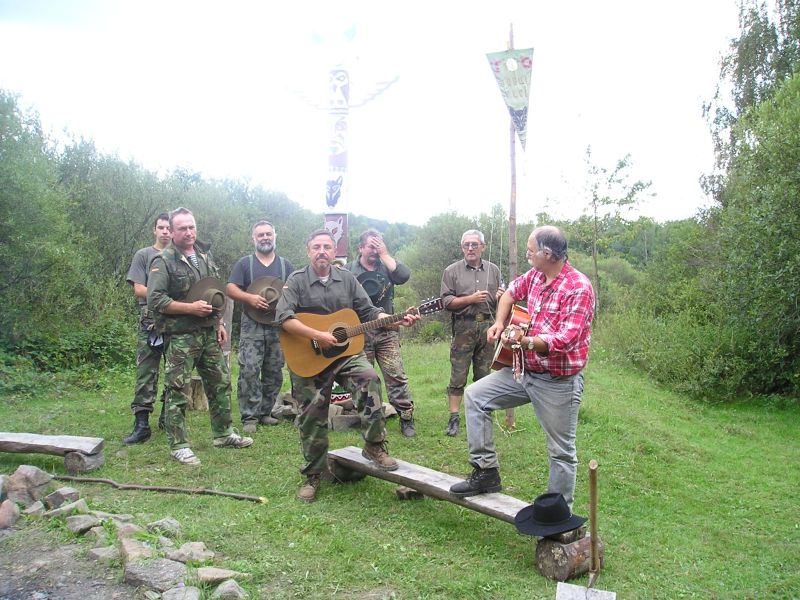 Vlajka dolu letí.jpg