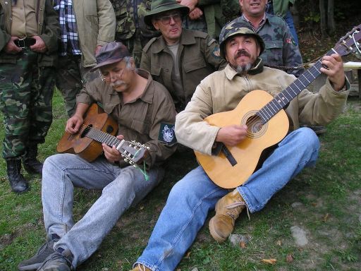 Hombre a Pouch.jpg